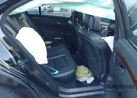 2013 Mercedes-Benz S 550 4Matic из США, поврежденный, VIN WDDNG9EBXDA511804